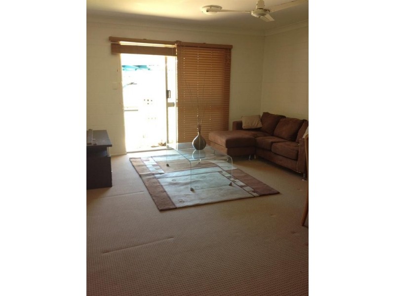 6/28 Island Drive, Cannonvale QLD 4802