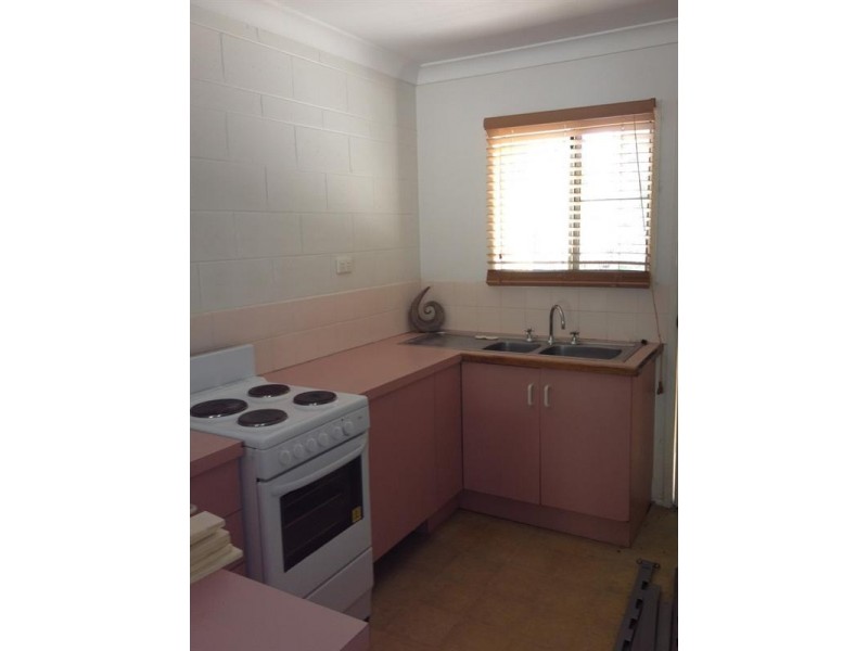 6/28 Island Drive, Cannonvale QLD 4802