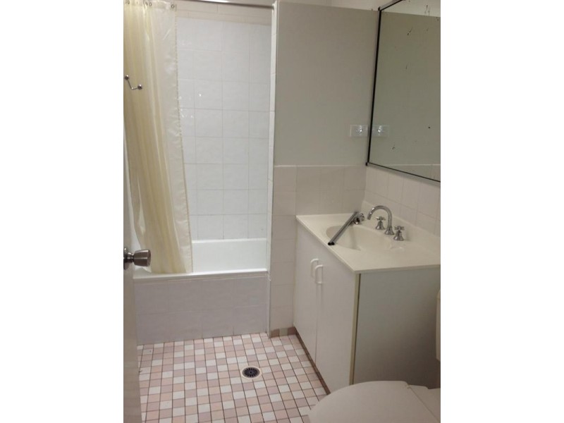 6/28 Island Drive, Cannonvale QLD 4802