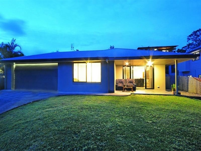 53 Country Road, Cannonvale QLD 4802