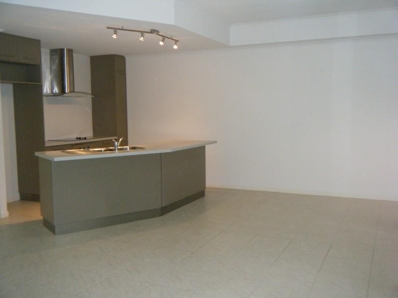 2/11 Maeva Street, Jubilee Pocket QLD 4802