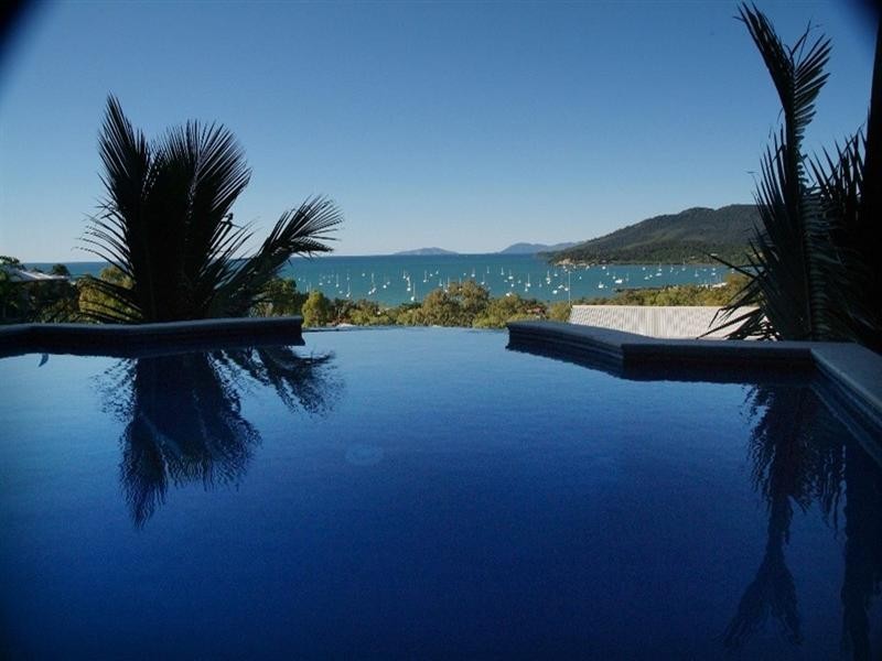 14 Nara Crescent, Airlie Beach QLD 4802