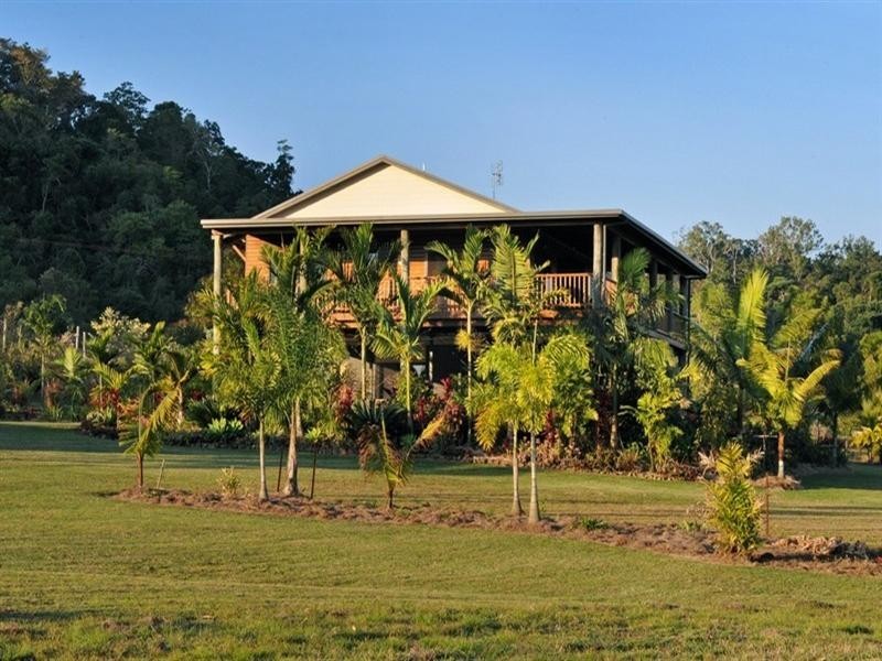 84 Wrights Road, Strathdickie QLD 4800