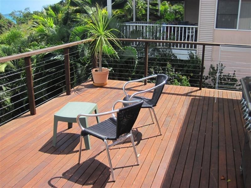 14 Summit Avenue, Airlie Beach QLD 4802