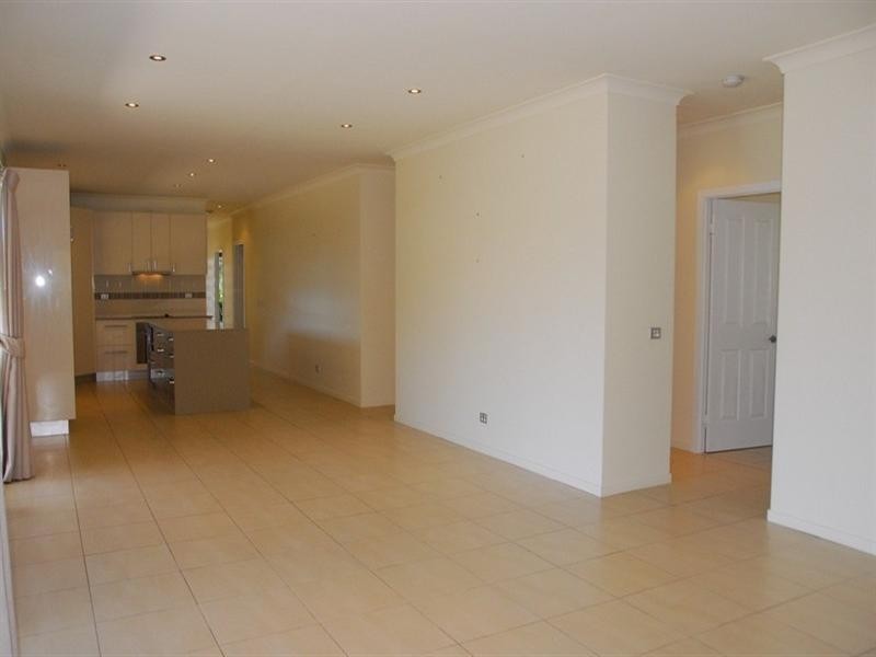 12 Armada Crescent, Jubilee Pocket QLD 4802