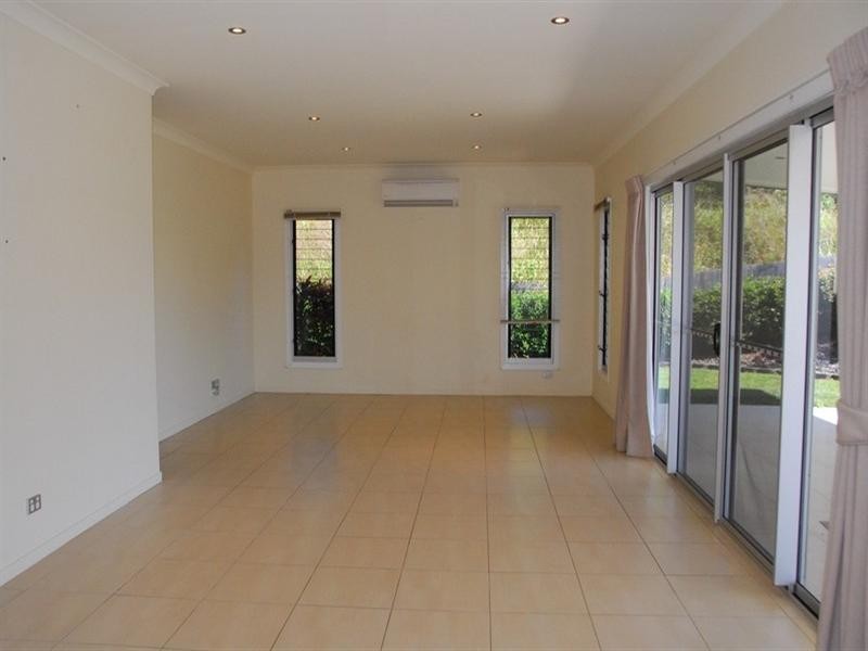 12 Armada Crescent, Jubilee Pocket QLD 4802