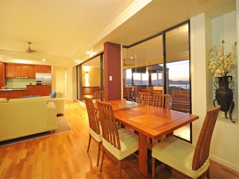 11/16 Golden Orchid Drive, Airlie Beach QLD 4802