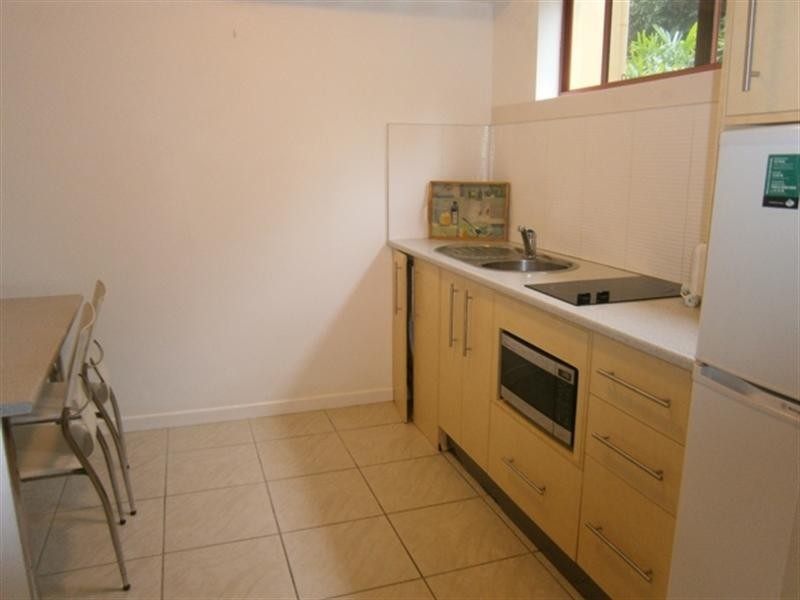 2a/11 Maeva Street, Jubilee Pocket QLD 4802