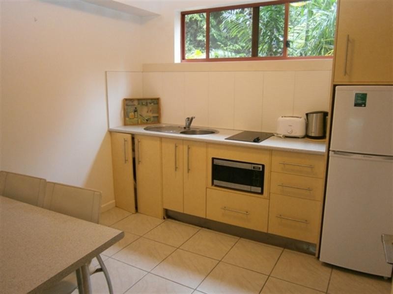 2a/11 Maeva Street, Jubilee Pocket QLD 4802