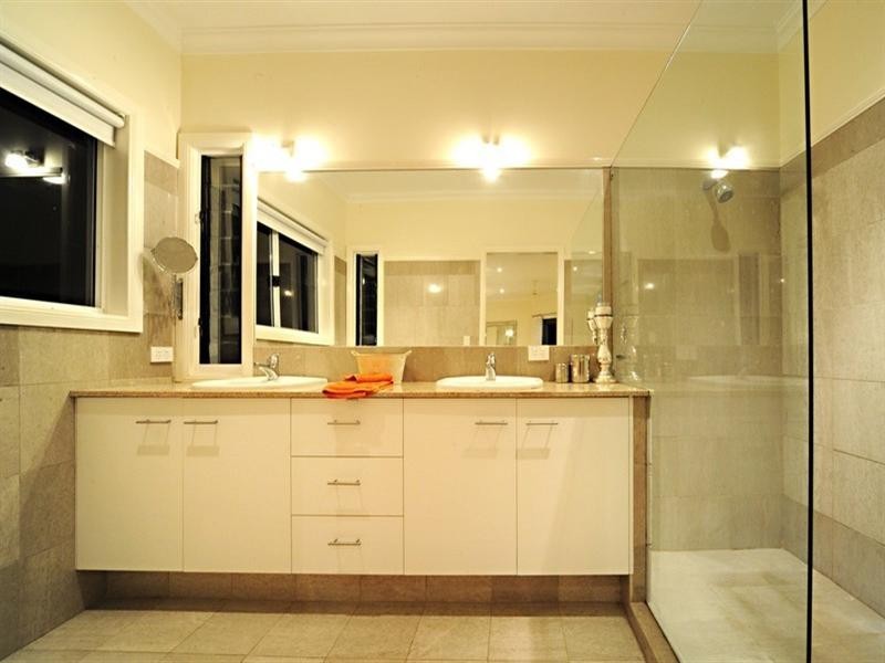 71 Moon Crescent, Sugarloaf QLD 4800