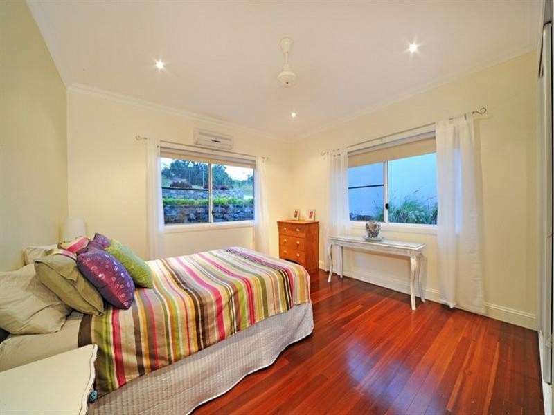 71 Moon Crescent, Sugarloaf QLD 4800