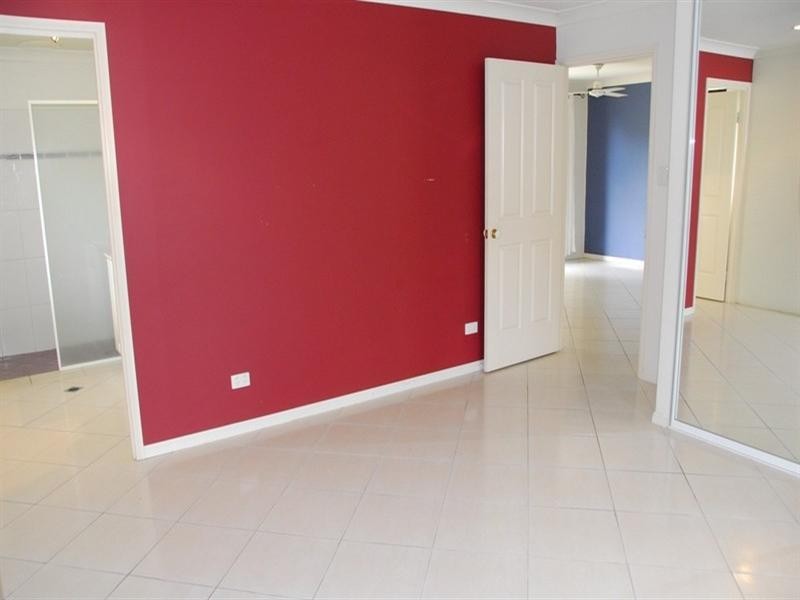 2 Shelley Close, Cannonvale QLD 4802