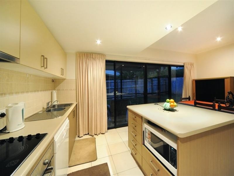 21/25 Abell Road, Cannonvale QLD 4802