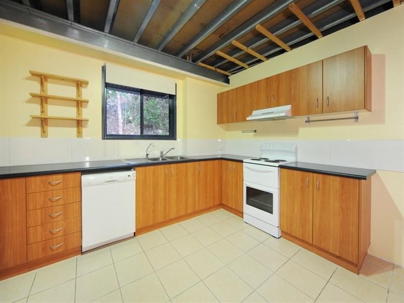 28 Eshelby Drive, Cannonvale QLD 4802