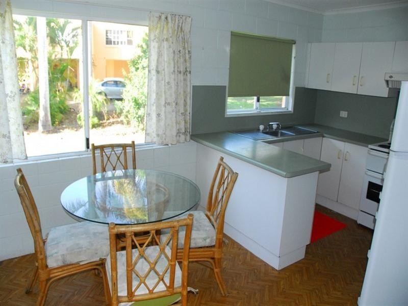 28 Eshelby Drive, Cannonvale QLD 4802