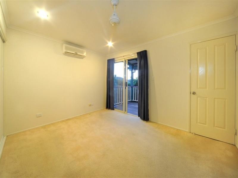 8 Hamilton Avenue, Cannonvale QLD 4802