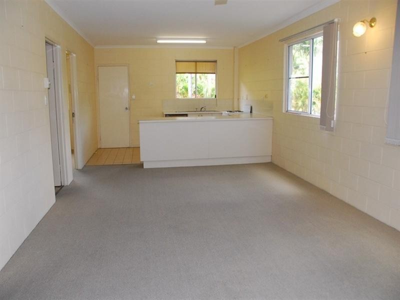 7/14 Island Drive, Cannonvale QLD 4802