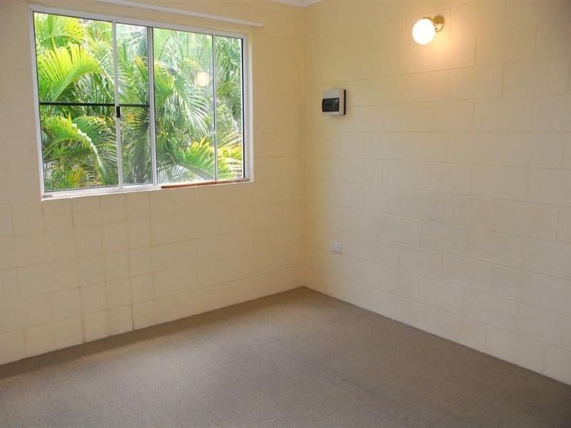 7/14 Island Drive, Cannonvale QLD 4802