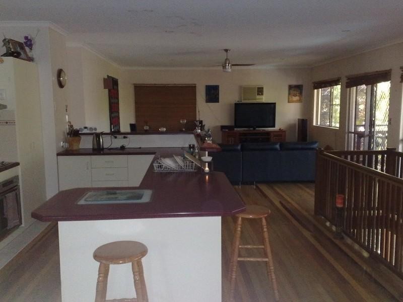 22 Panoramic Court, Cannonvale QLD 4802