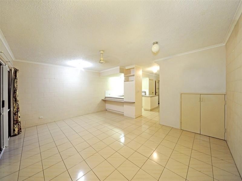 2/169 Shute Harbour Road, Cannonvale QLD 4802