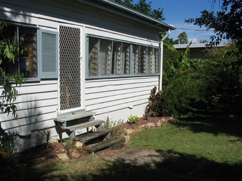 20 Schnapper Street, Cannonvale QLD 4802