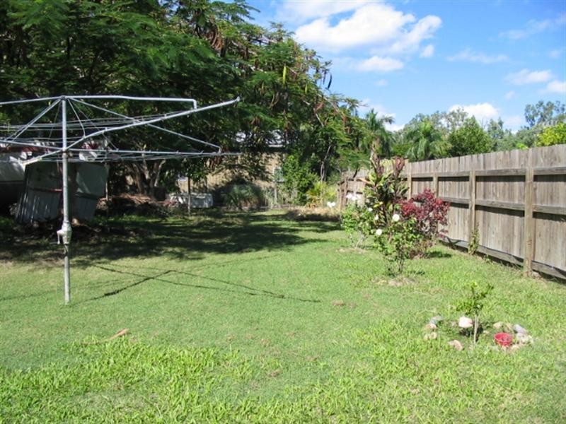 20 Schnapper Street, Cannonvale QLD 4802