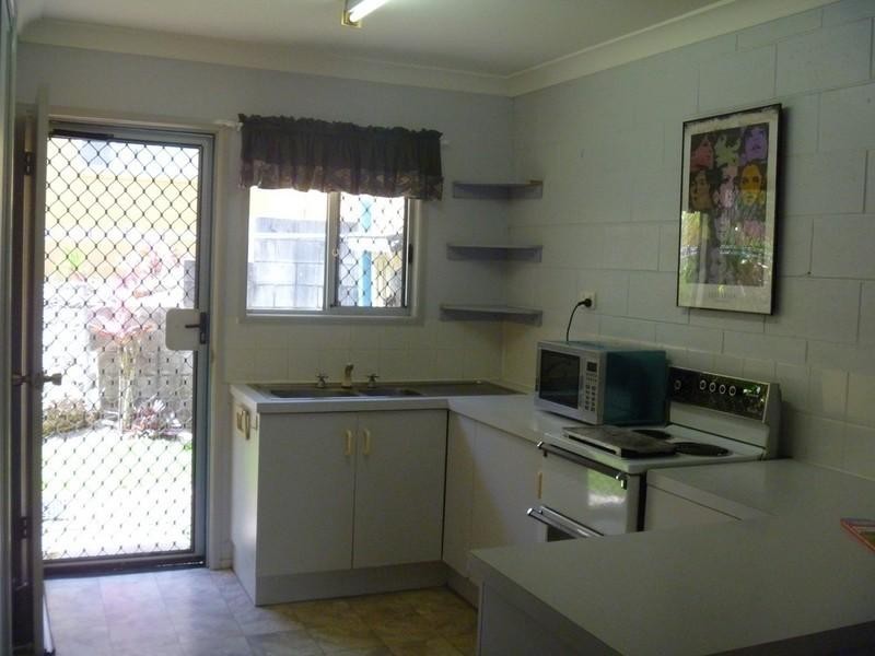 20/28 Island Drive, Cannonvale QLD 4802