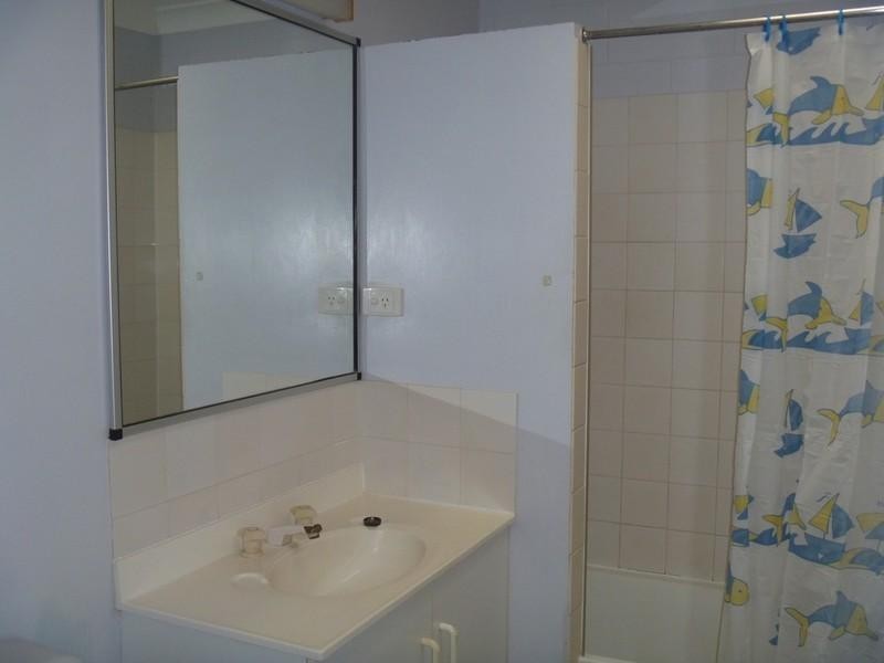 20/28 Island Drive, Cannonvale QLD 4802