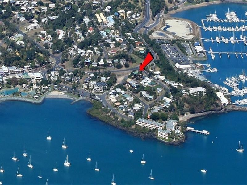 1 Mazlin Street, Airlie Beach QLD 4802