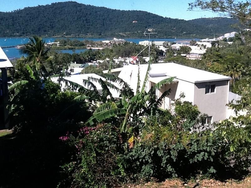 1/3 Simmons Street, Airlie Beach QLD 4802