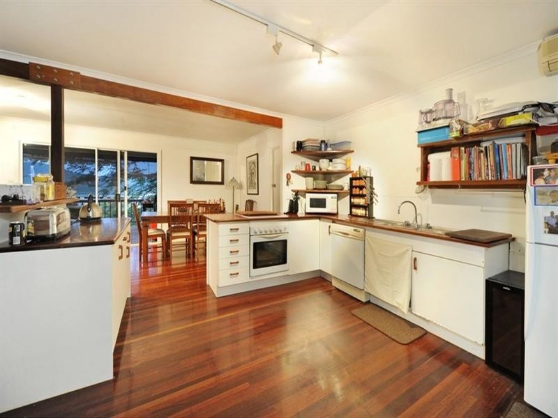 6 Simmons Street, Airlie Beach QLD 4802