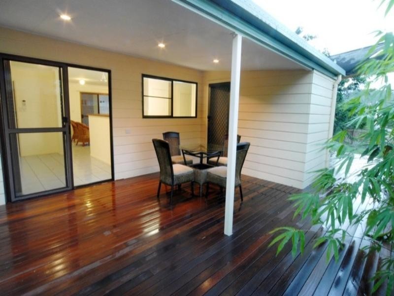 26 South Molle Boulevard, Cannonvale QLD 4802