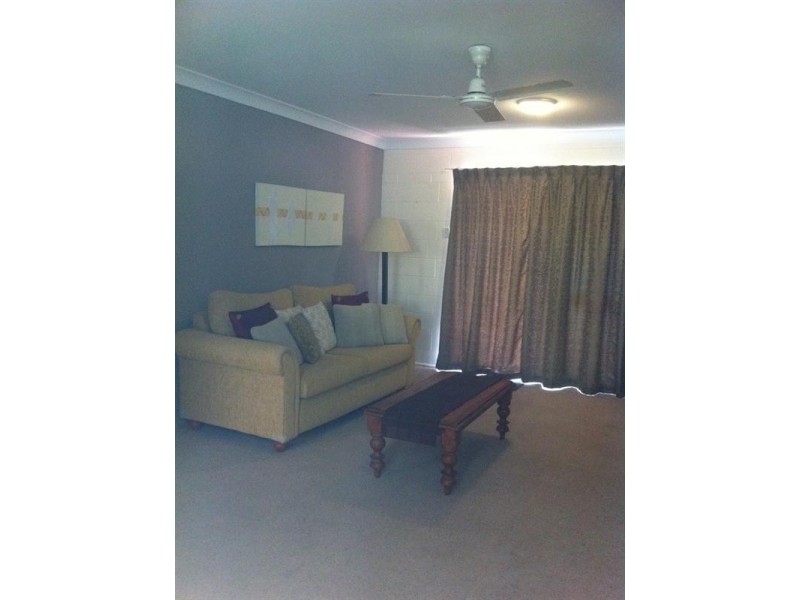 40/28 Island Drive, Cannonvale QLD 4802