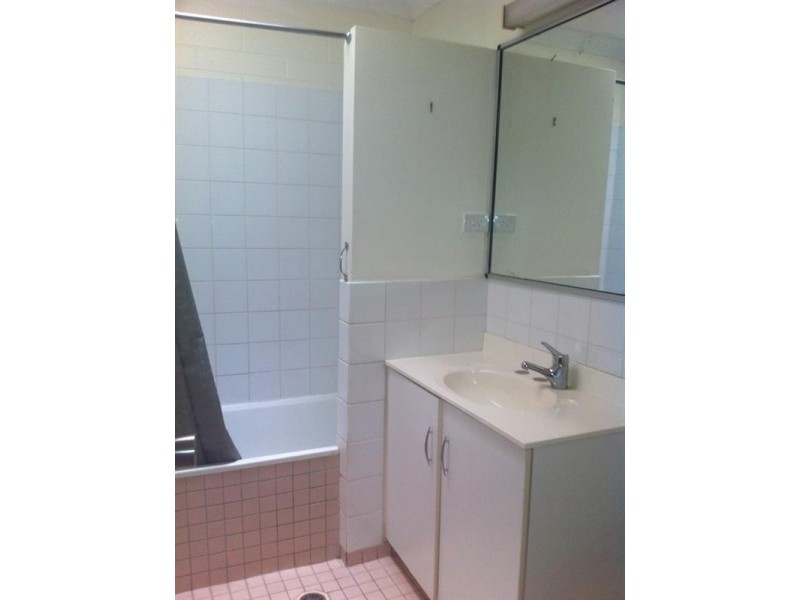 40/28 Island Drive, Cannonvale QLD 4802