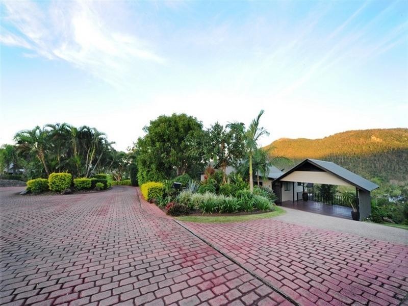 26/14 Hamilton Avenue, Cannonvale QLD 4802
