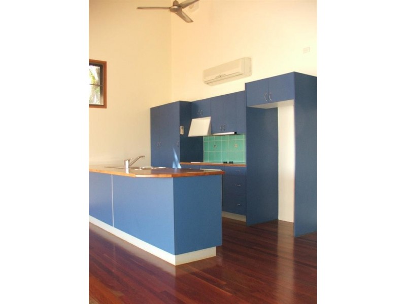 5 Warrain Street, Shute Harbour QLD 4802