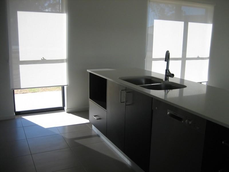 28 Parker Road, Cannonvale QLD 4802