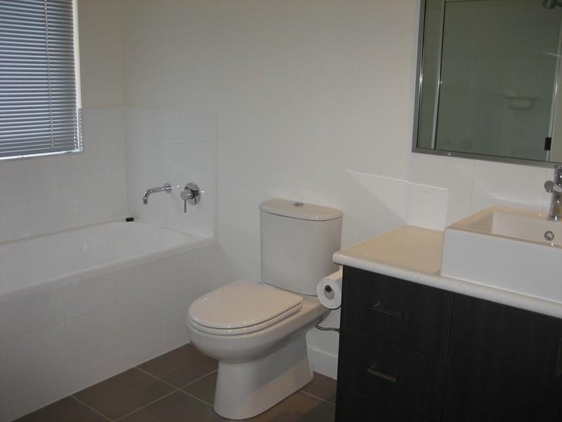 28 Parker Road, Cannonvale QLD 4802