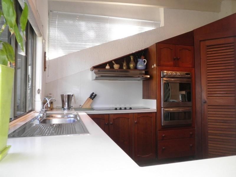 4 Harbour Avenue, Shute Harbour QLD 4802