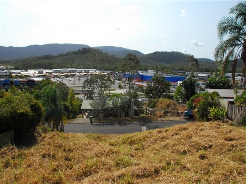 19 South Molle Boulevard, Cannonvale QLD 4802