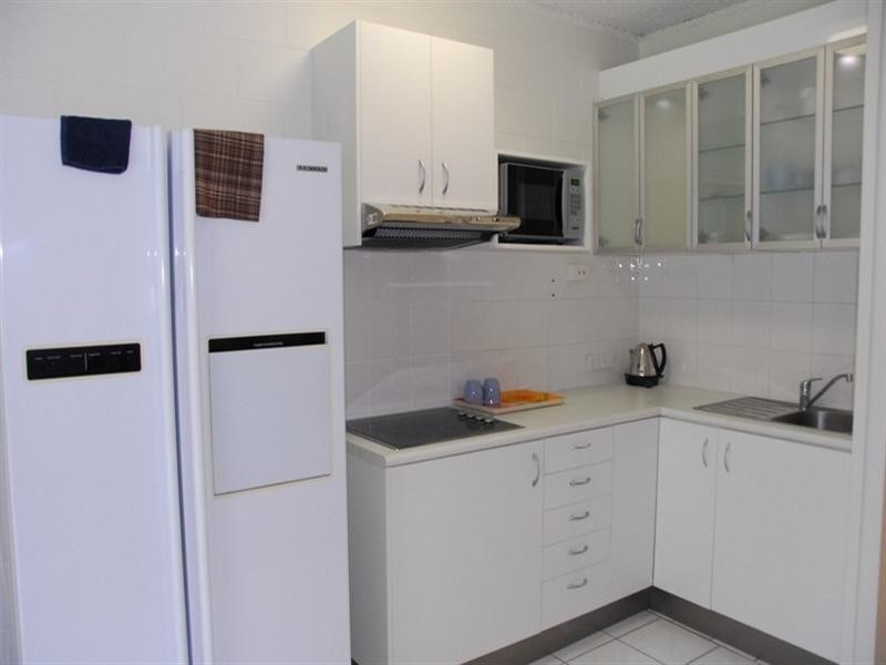 7/48 Coral Esplanade, Cannonvale QLD 4802