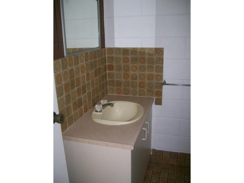 2/7 Begley Street, Airlie Beach QLD 4802