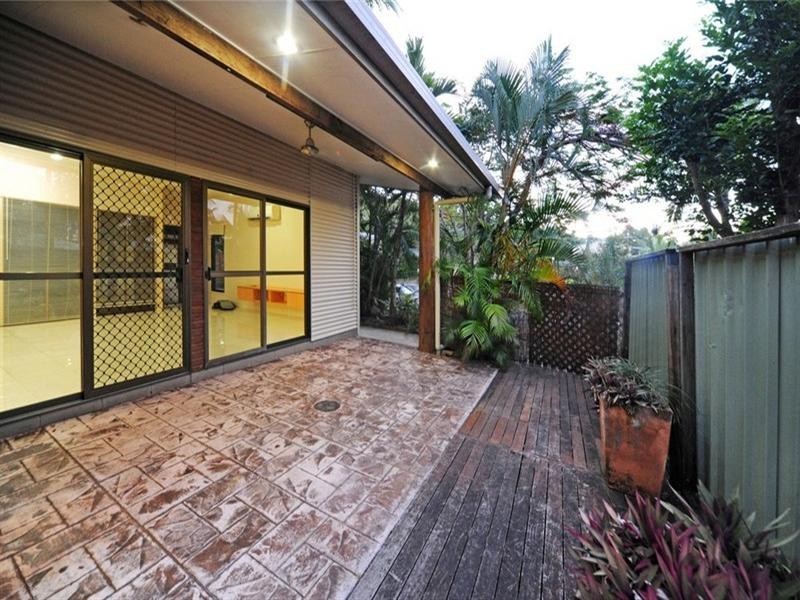 33 Tropic Road, Cannonvale QLD 4802
