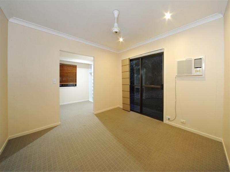 33 Tropic Road, Cannonvale QLD 4802