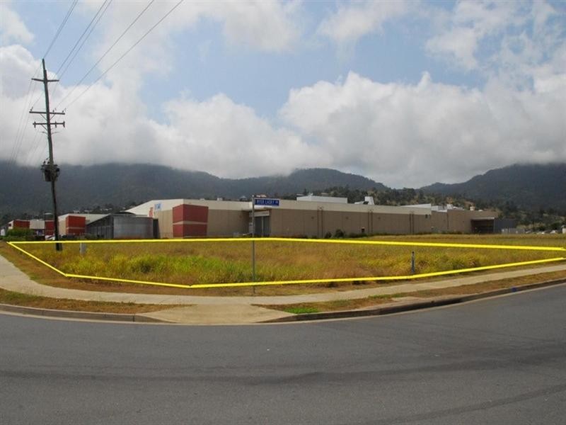 1 Myer Lasky Drive, Cannonvale QLD 4802