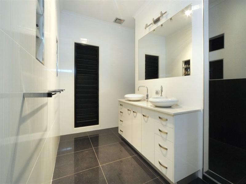 140 Kookaburra Drive, Cannon Valley QLD 4800