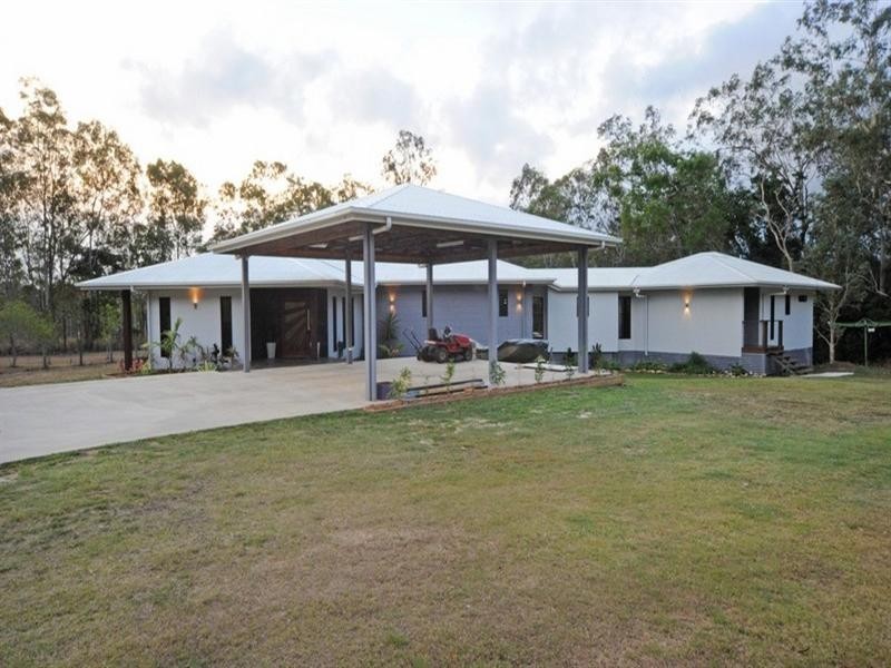 140 Kookaburra Drive, Cannon Valley QLD 4800