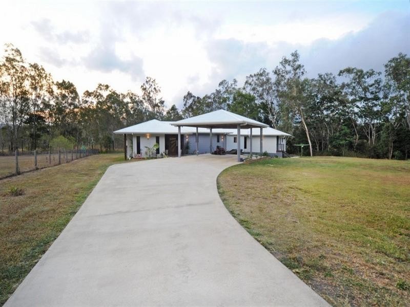 140 Kookaburra Drive, Cannon Valley QLD 4800