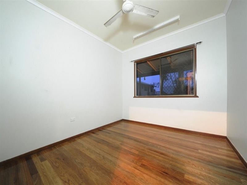 3 Banksia Court, Cannonvale QLD 4802