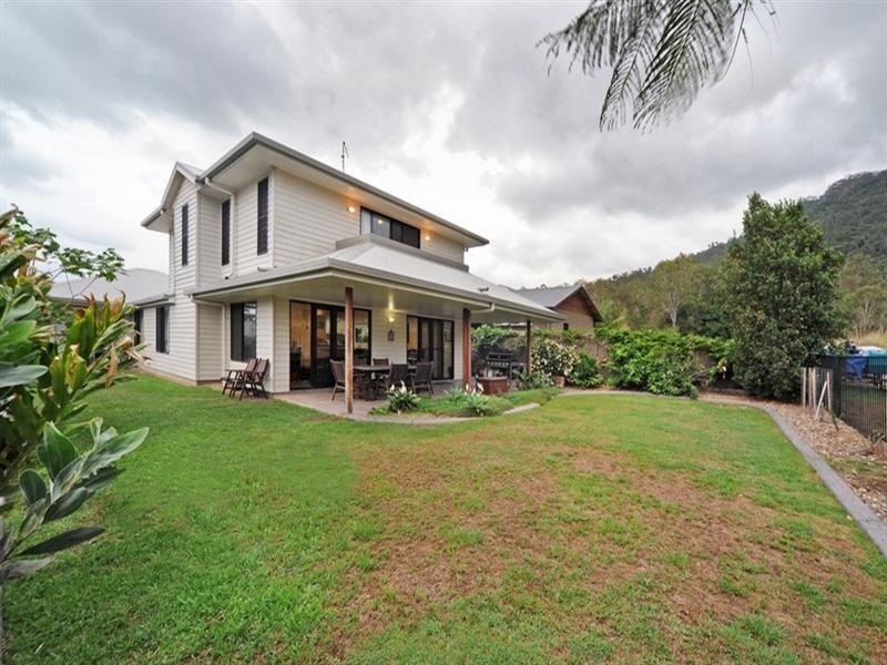 92 Abell Road, Cannonvale QLD 4802